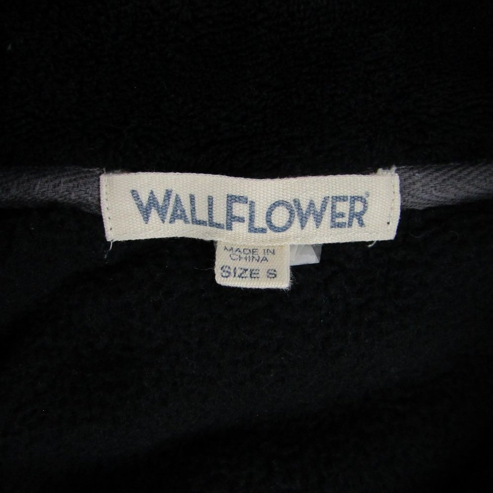 Wallflower | Women's | Fleece | Pullover | Black | Small - Picture 3 of 3